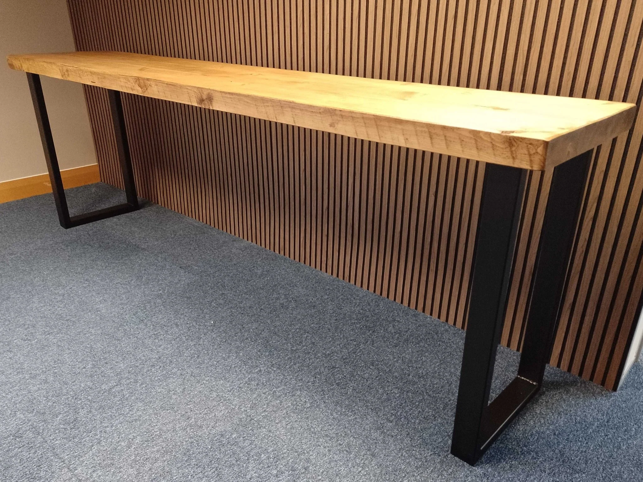 Chunky & Sturdy Breakfast Bar - Image 6